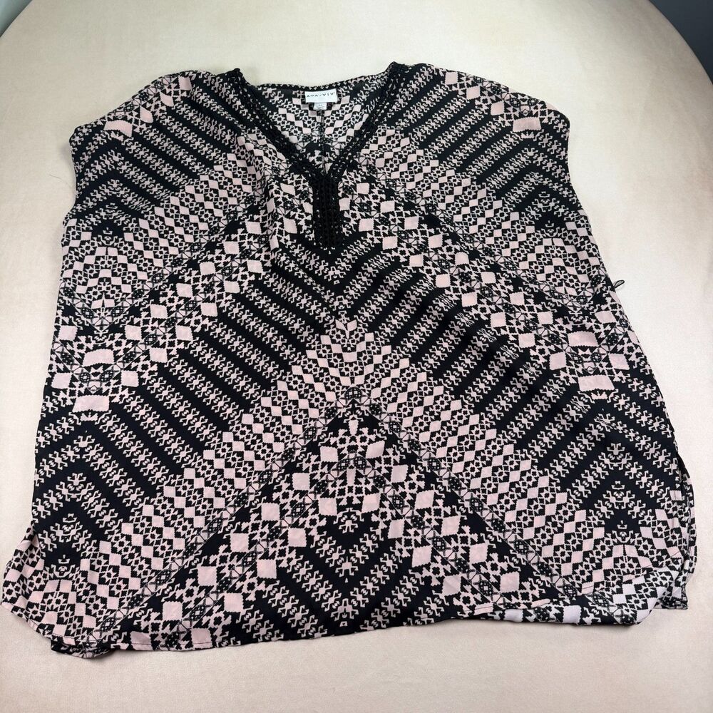 Ava & Viv Women's 4X Black Pink Geometric Sleeveless Blouse V Neck Plus Size